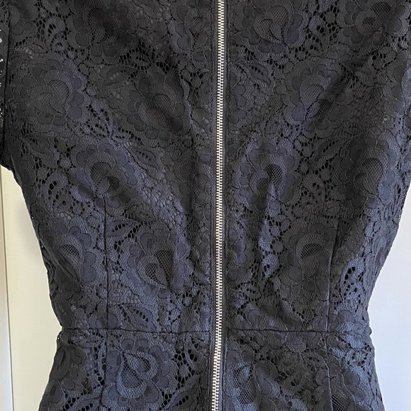 Dress - Picture 6 of 6